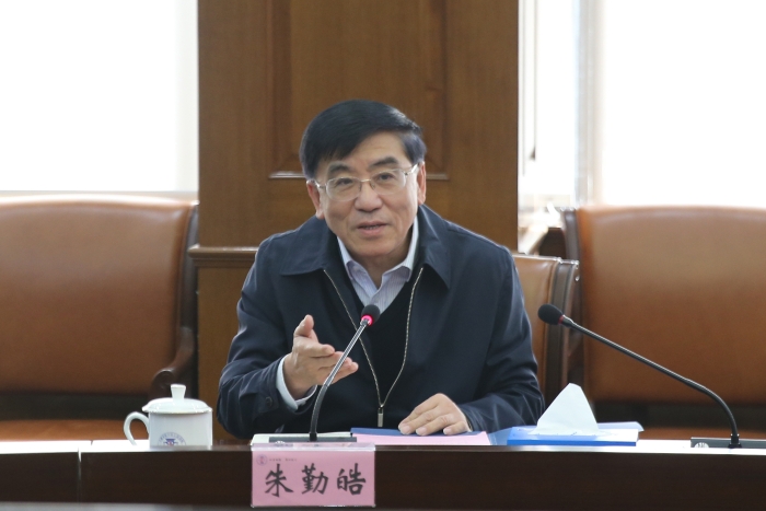 朱勤皓主任走访区法院3