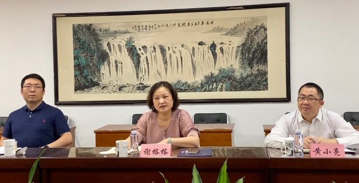 区人大常委会副主任谢榕榕赴区科协走访调研